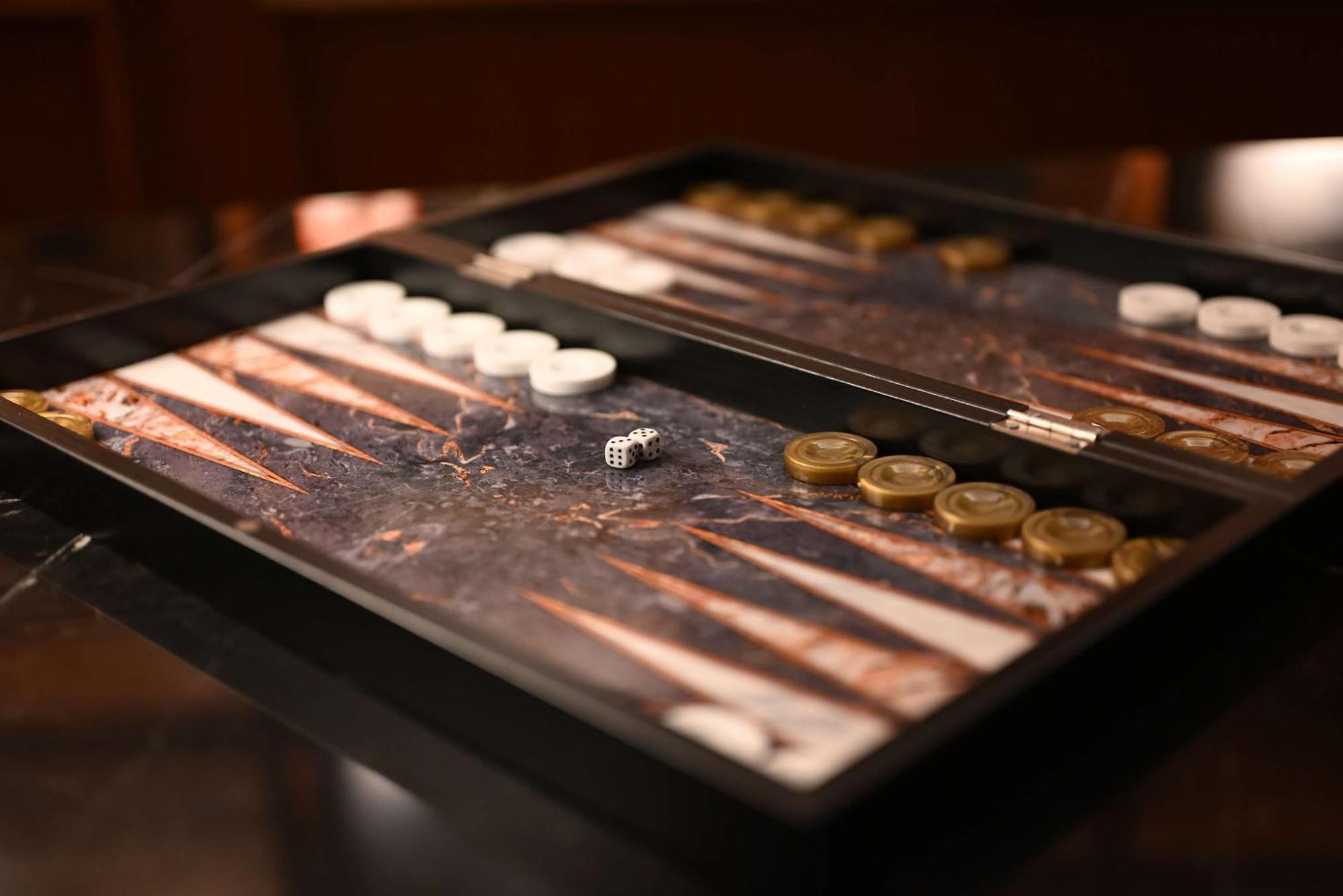 Mansard Riyadh, A Radisson Collection Hotel 외부 사진 A backgammon board